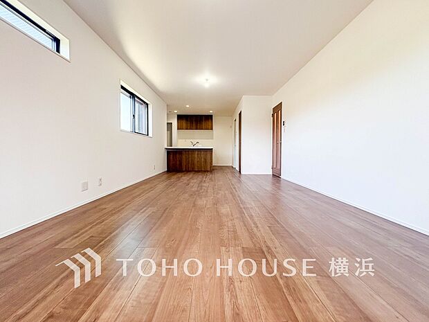 集いの場、憩いの場としての快適性を求めたやすらぎの空間です。