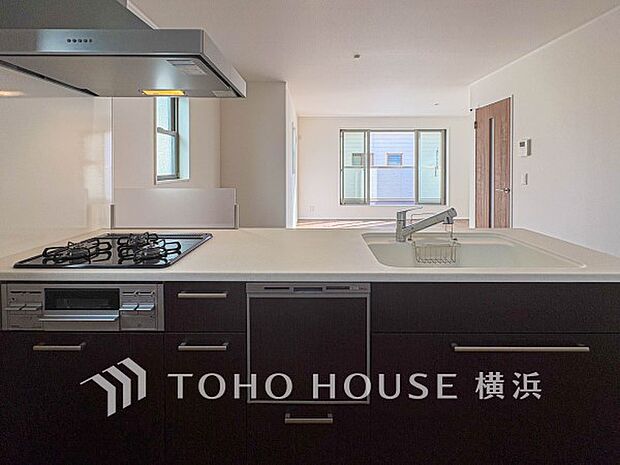 快適な日常を支える機能性と強さがひとつになったキッチンです。