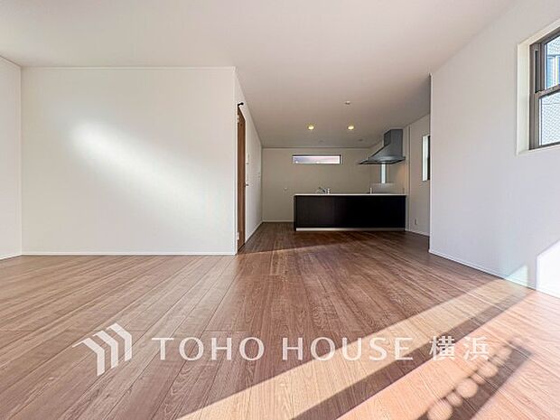 集いの場、憩いの場としての快適性を求めたやすらぎの空間です。