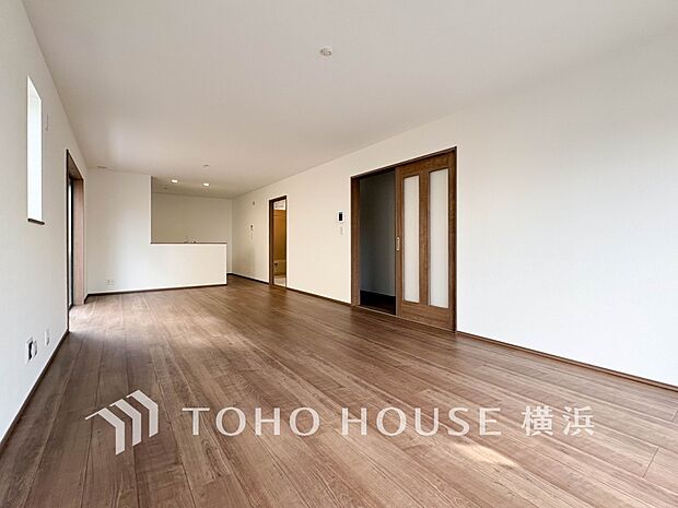 話に夢中になりすぎて、ついつい時を忘れてしまう。そんな束の間の幸せを感じさせてくれる場所。