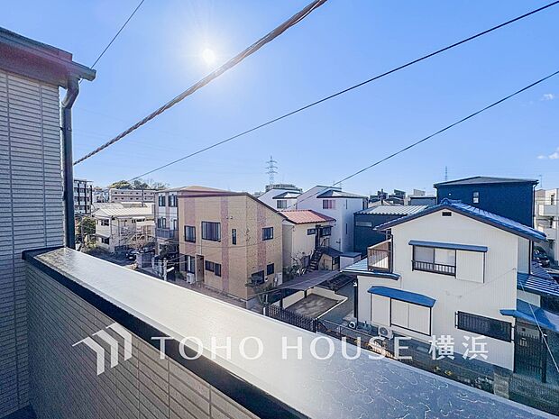 お部屋にも爽やかな風と暖かく柔らかな日差しが差し込み、毎日の暮らしを豊かに彩ります。