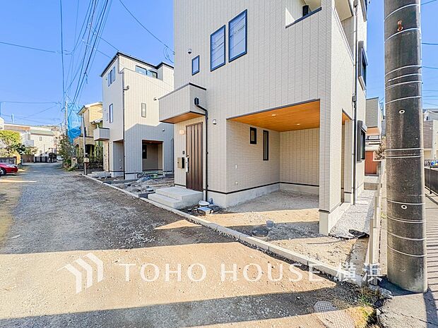 時間のゆとりと空間、爽やかな陽光がもたらす光と風を贅沢なまでに感じる暮らしが始まります。