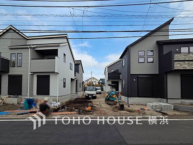 敷地内に駐車スペースがあると、日々の暮らしのをスムーズに運ぶ事が出来ます。