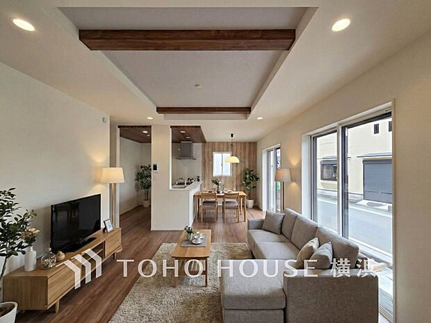 柔らかな色調、質感で、ゆったりとしたくつろぎの空間を演出。