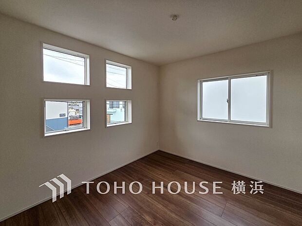 穏やかな寛ぎを届ける上質仕様のゆとりあるお部屋。心豊かにできるプライベート空間。