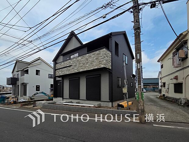 時間のゆとりと空間、爽やかな陽光がもたらす光と風を贅沢なまでに感じる暮らしが始まります。