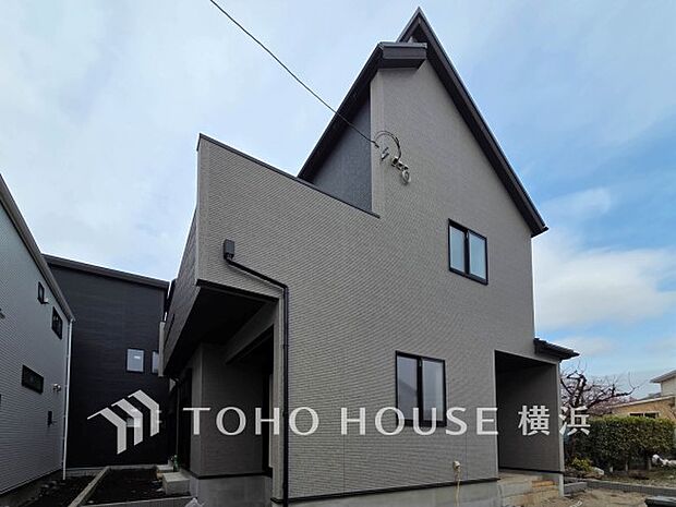 時間のゆとりと空間、爽やかな陽光がもたらす光と風を贅沢なまでに感じる暮らしが始まります。