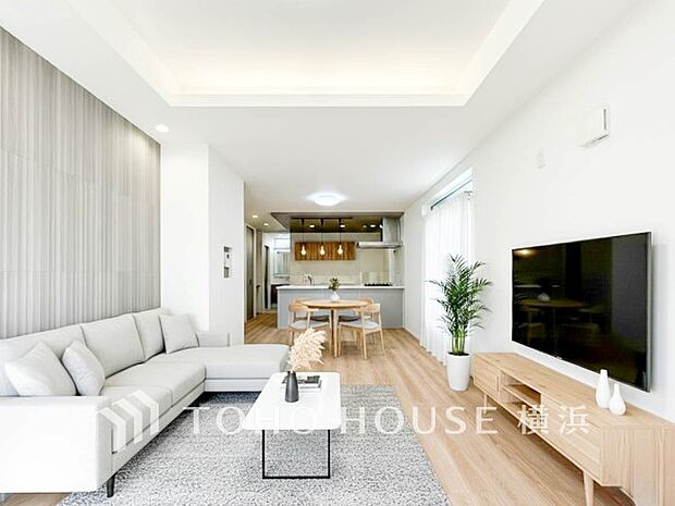 寛ぎとコミュニケーションを育む居心地のよい場所。(家具・装飾品はAI加工です)