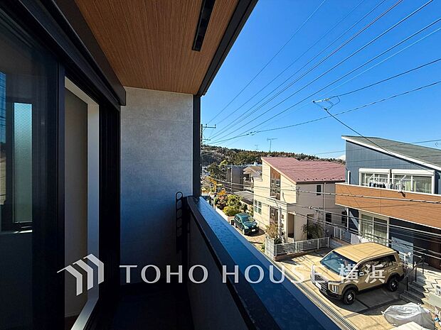 お部屋にも爽やかな風と暖かく柔らかな日差しが差し込み、毎日の暮らしを豊かに彩ります。