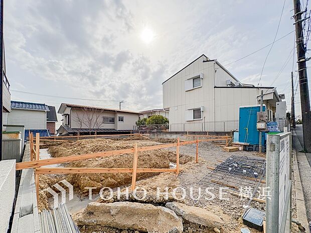 閑静な住宅街の陽当りに恵まれた土地。（2026年2月撮影）