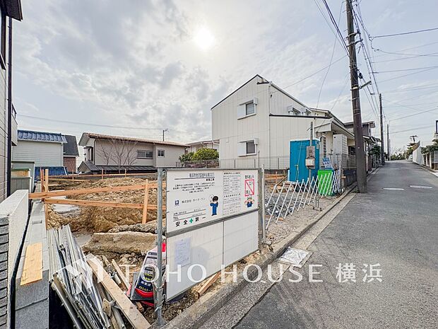 通風・採光にも優れ、心地よい光と風が溢れています。（2026年2月撮影）