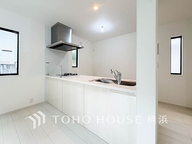 家族の健康を支えるキッチン。毎日使う場所だから気持よく使えて、居心地の良い空間に。