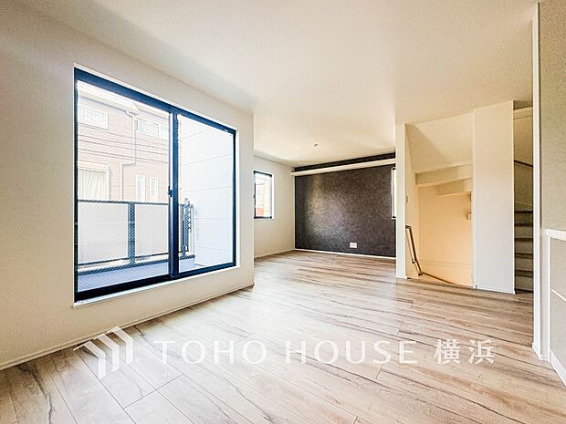 食事と楽しい会話が始まるスペース。