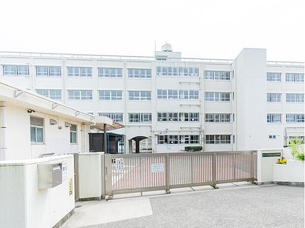 横浜市立希望が丘中学校 1400m