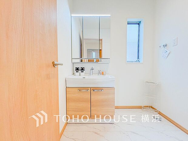 ご家族の1日が始まり、1日の終わりを締めくくる洗面空間。