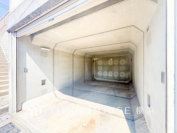 敷地内に駐車スペースがあると、日々の暮らしのをスムーズに運ぶ事が出来ます。