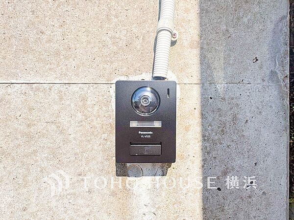 「見える安心」をカタチにしました。誰が来てもわかる様にモニター付きインターホンを設置。