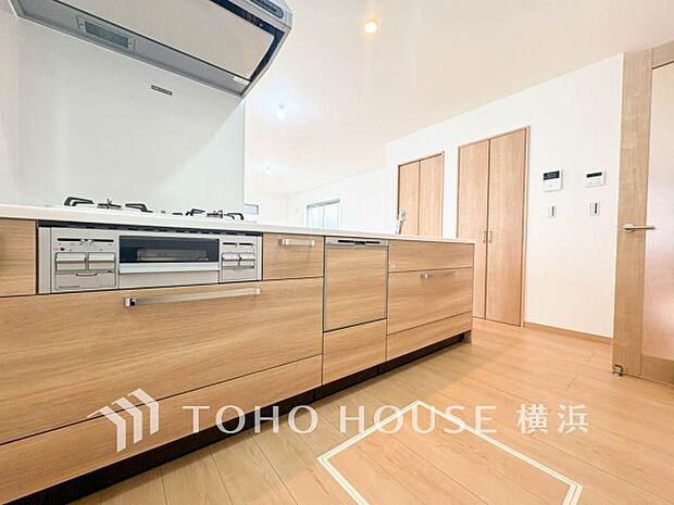 家族の健康を支えるキッチン。毎日使う場所だから気持よく使えて、居心地の良い空間に。