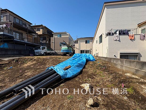 四季折々の変化を楽しめる心地よい場所となりそうなロケーションです。(2026年3月撮影)