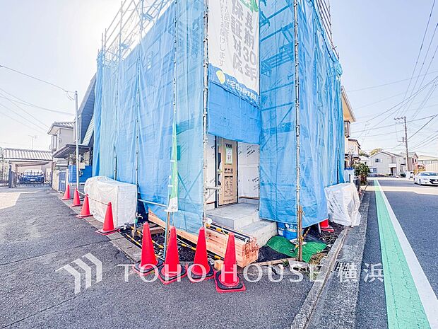 お住まいの顔となる玄関。(2026年3月撮影)