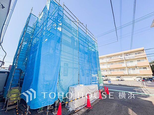 良質な環境に暮らす永住の邸がここに誕生します。(2026年3月撮影)