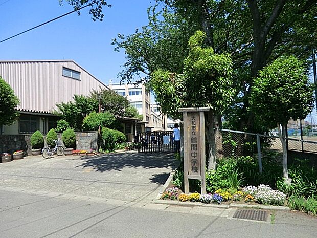 大和市立鶴間中学校　700m　 