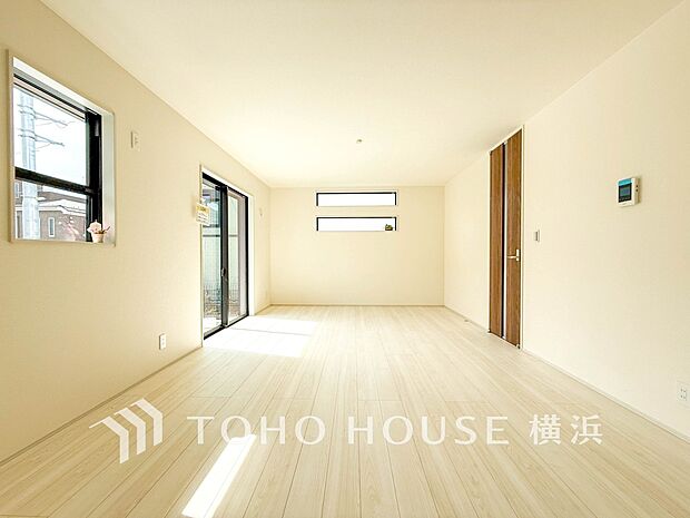 開放感あるリビングダイニング。ご家族とのんびりしたひと時を過ごせますね。