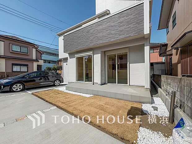 毎日の暮らしの中に癒しを与えてくれるお庭スペース。