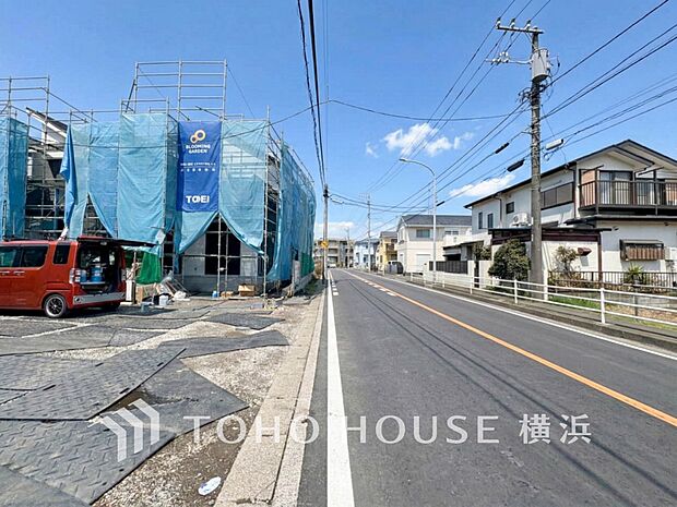 子育て環境、生活利便に優れた住環境に立地し、ゆとりある生活が送れます。(2026年3月撮影)