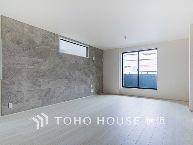 開放感あるリビングダイニング。ご家族とのんびりしたひと時を過ごせますね。