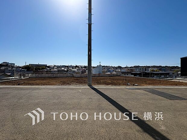 快適さや豊かさはもちろん、未来まで考えた家造りをテーマに建築されます。（2026年3月撮影）