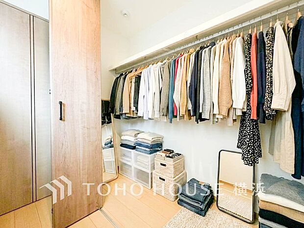 快適な生活を実現するための収納スペースです。(装飾品はAI加工です)