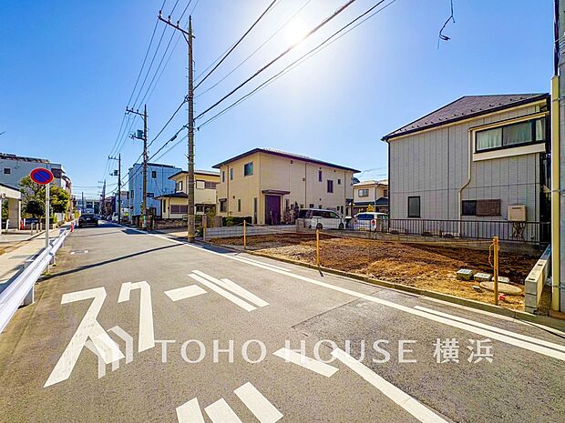 生活利便に優れた住環境に立地し、ゆとりある生活が送れます。(2026年3月撮影)