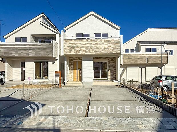 お住まいの顔となる玄関。住まう方のプライドを満たすクオリティを備えています。