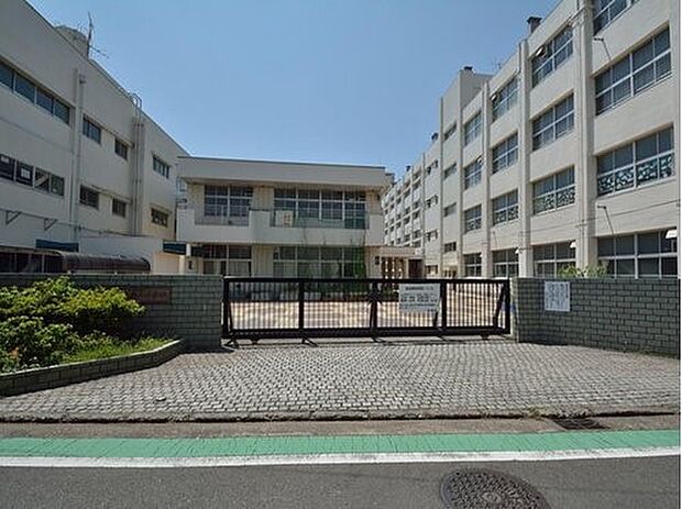 横浜市立瀬谷第二小学校　850m　 