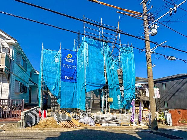 良質な環境に暮らす永住の邸がここに誕生します。（2026年3月撮影）