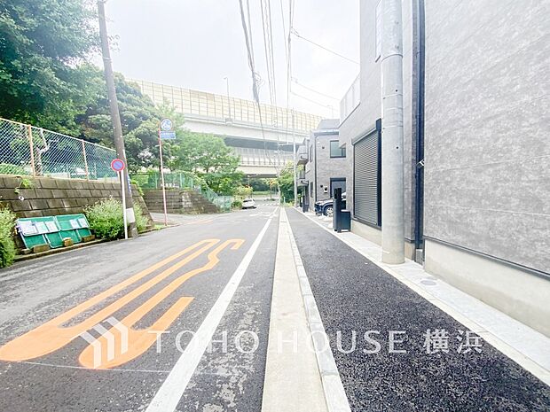 時間のゆとりと空間、爽やかな陽光がもたらす光と風を贅沢なまでに感じる暮らしが始まります。