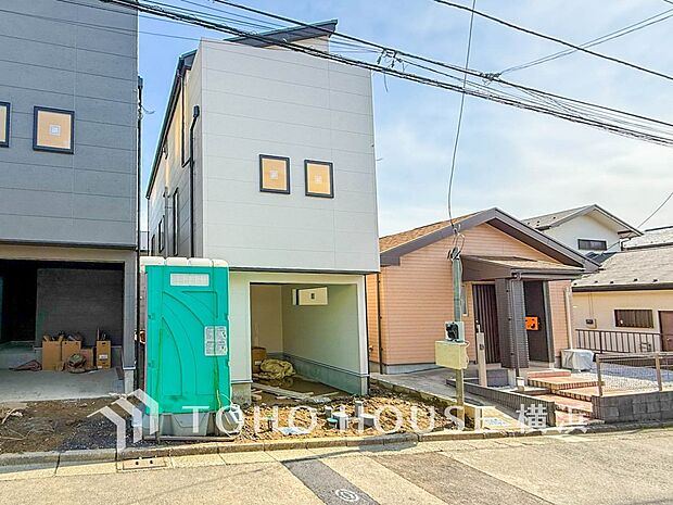 街並み全体のデザインへの拘りと充実した設備はきっとご満足いただける筈。(2026年3月撮影)