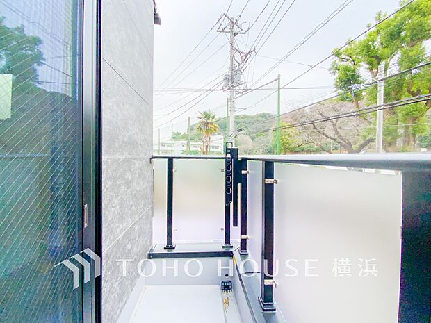 お部屋にも爽やかな風と暖かく柔らかな日差しが差し込み、毎日の暮らしを豊かに彩ります。