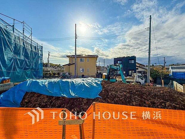 美しい街並みと穏やかな住環境でやすらぎの暮らしを叶えます。(2026年3月撮影)