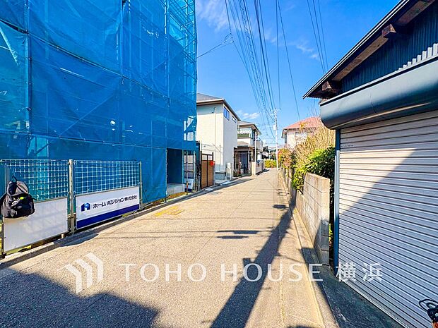 生活利便に優れた住環境に立地し、ゆとりある生活が送れます。(2026年3月撮影)