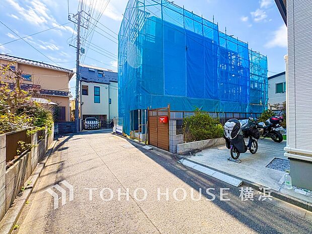 快適さや豊かさはもちろん、未来まで考えた家造りをテーマに建築されます。(2026年3月撮影)