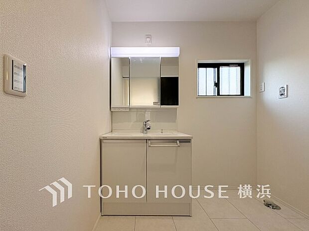 ご家族の1日が始まり、1日の終わりを締めくくる洗面空間。