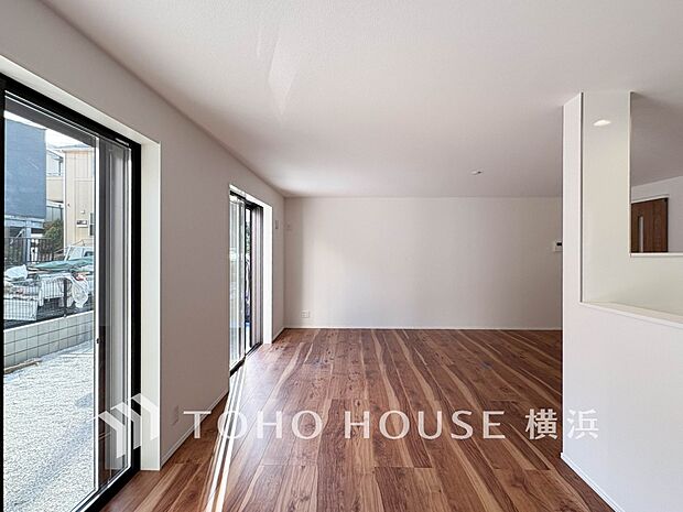 ご家族やお客様との時間など、多くの時を刻む空間。