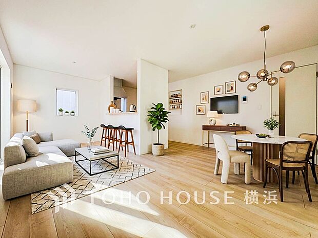 寛ぎとコミュニケーションを育む居心地のよい場所。(家具・装飾品はAI加工です)