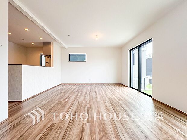 集いの場、憩いの場としての快適性を求めたやすらぎの空間です。