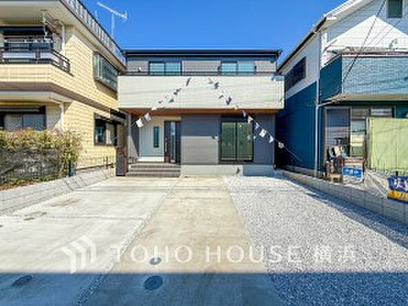 時間のゆとりと空間、爽やかな陽光がもたらす光と風を贅沢なまでに感じる暮らしが始まります。