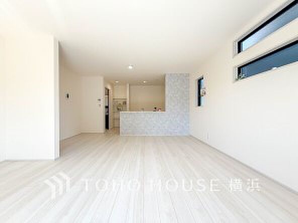 集いの場、憩いの場としての快適性を求めたやすらぎの空間です。