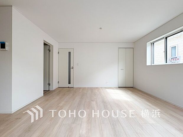 開放感あるリビングダイニング。ご家族とのんびりしたひと時を過ごせますね。