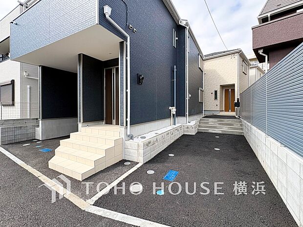 敷地内に駐車スペースがあると、日々の暮らしのをスムーズに運ぶ事が出来ます。